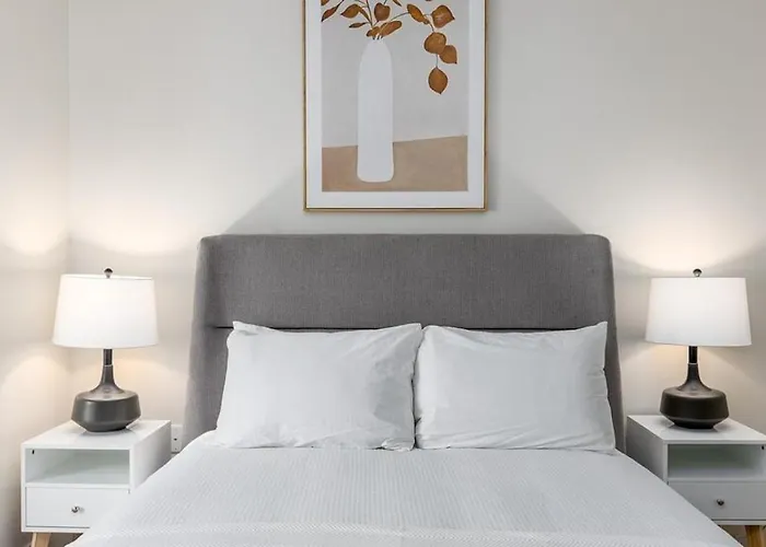 Landing Modern With Amazing Amenities Apartment *